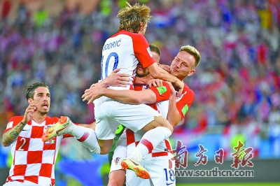     克罗地亚队也是团队足球的成功例子。     南方日报特派记者 李细华 摄